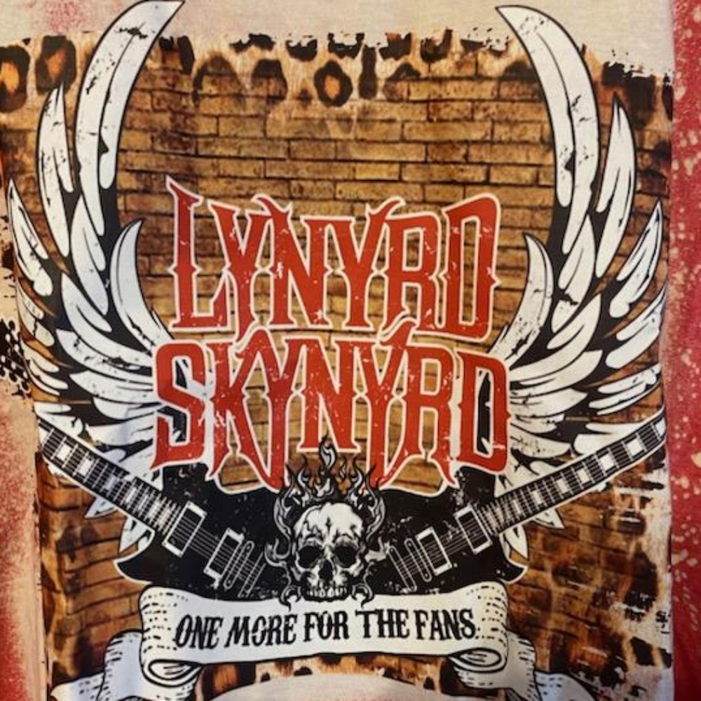 Lynyrd Skynyrd Band Tshirt - Picture 2 of 2